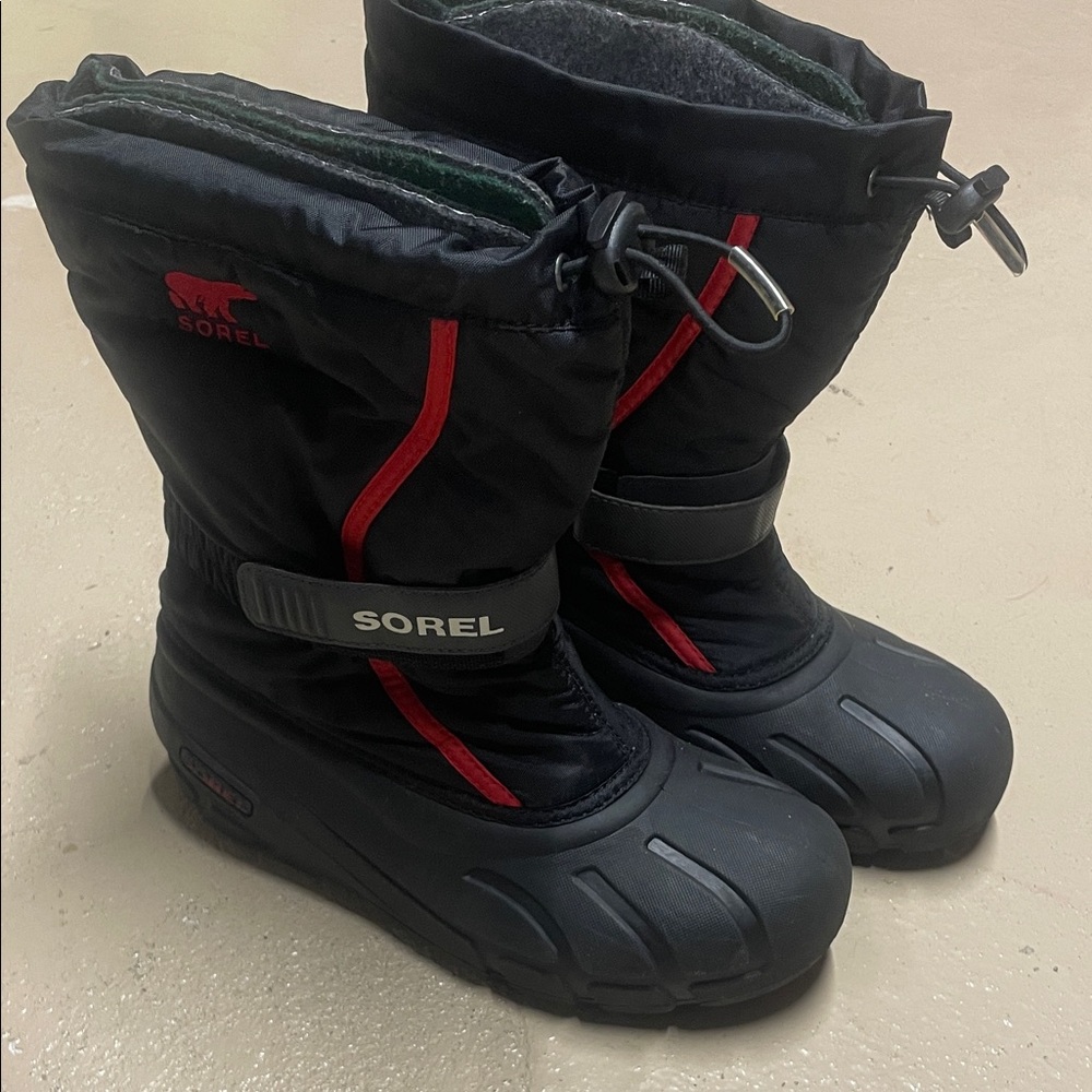 Sorel Snow boots Size 6